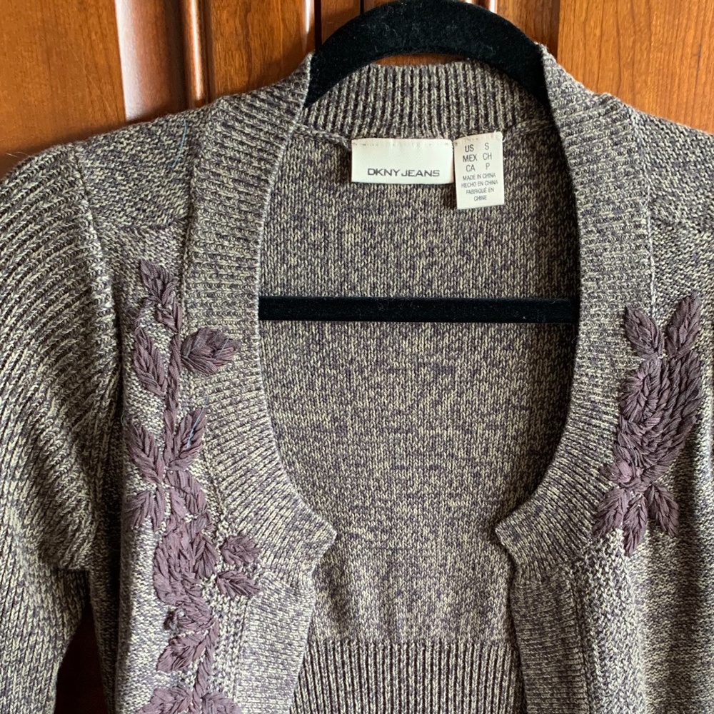 SWEATER